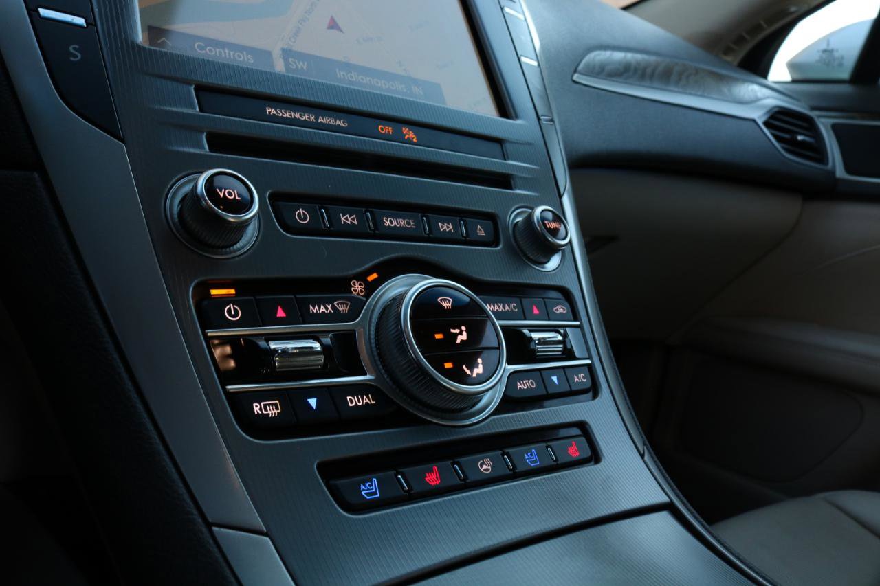 Used 2017 Lincoln MKZ Reserve w/ Technology Package image 30