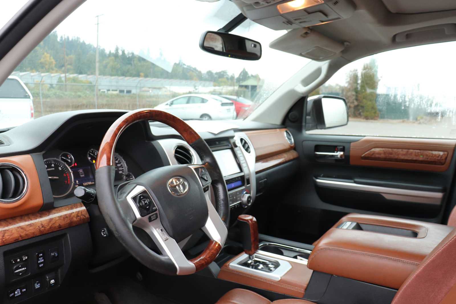 Used 2014 Toyota Tundra 1794 Edition AWD/4WD image 10