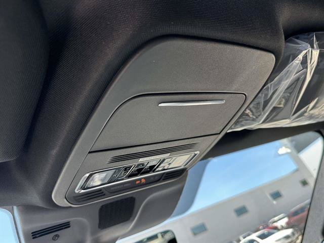 New 2026 Lincoln Navigator L Reserve w/ Jet Appearance Package AWD/4WD image 20