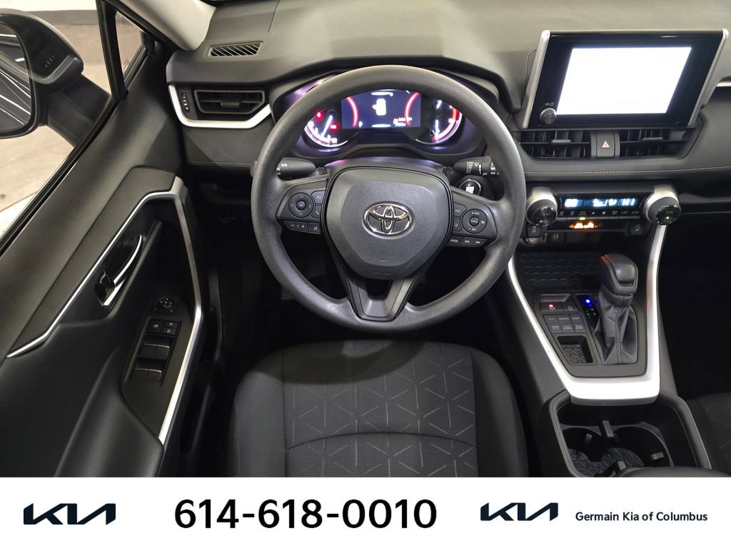 Used 2023 Toyota RAV4 XLE w/ Convenience Package image 17