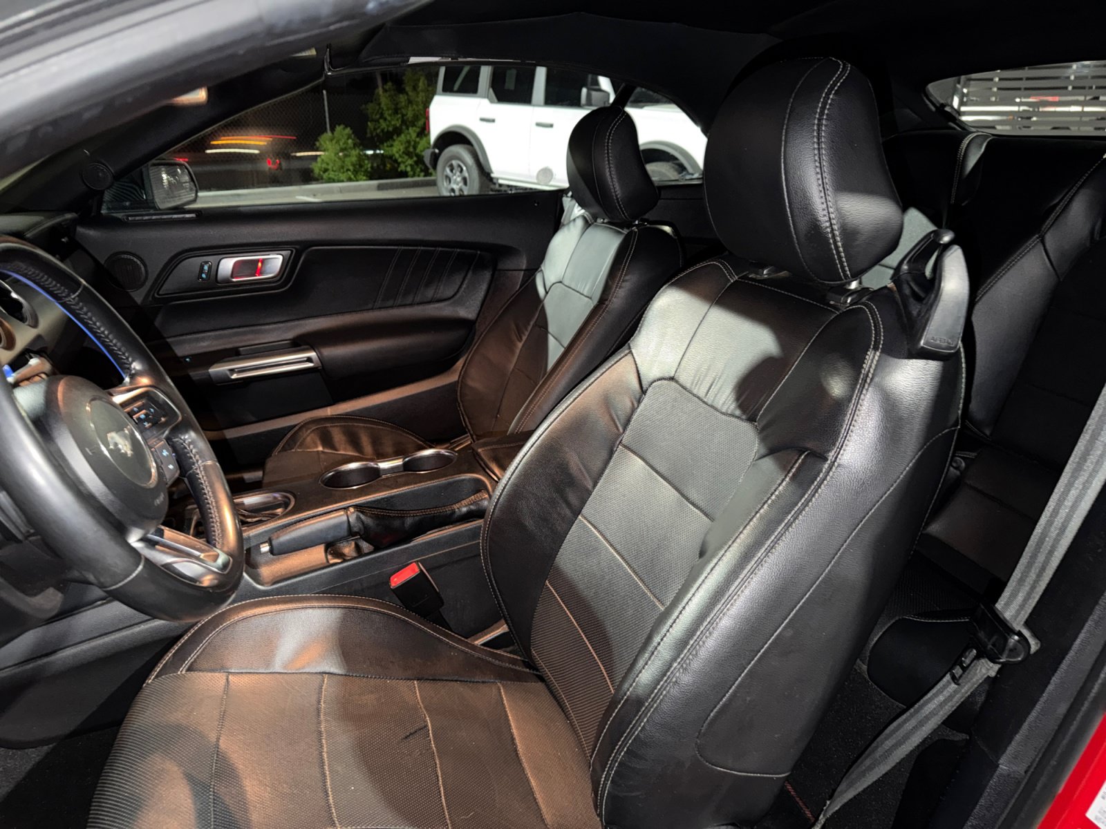 Used 2019 Ford Mustang Premium RWD image 15