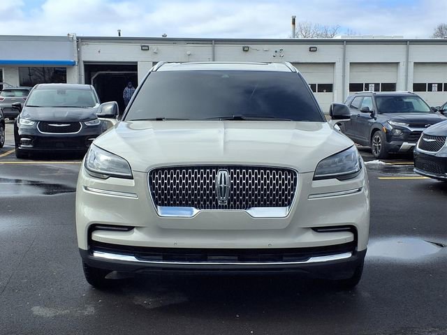 Used 2023 Lincoln Aviator Reserve w/ Equipment Group 201A image 9