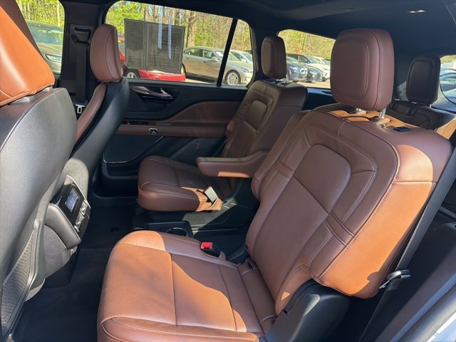 Used 2023 Lincoln Aviator Reserve w/ Equipment Group 201A image 21