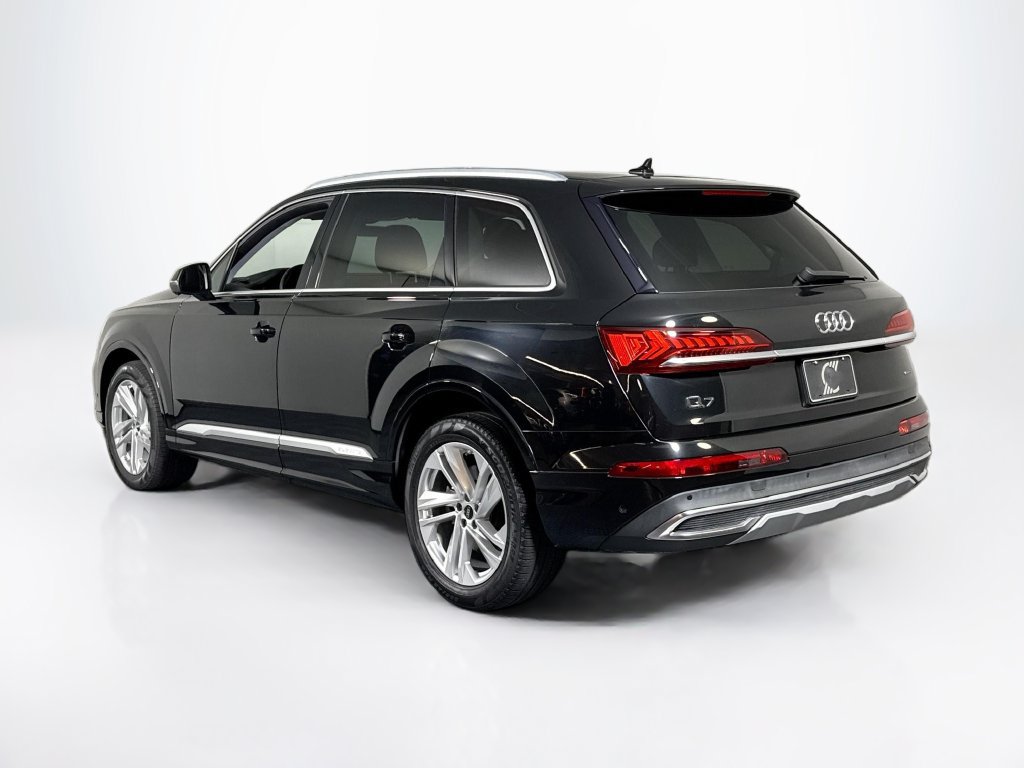 Used 2022 Audi Q7 3.0T Premium Plus w/ Premium Plus Package AWD/4WD image 3