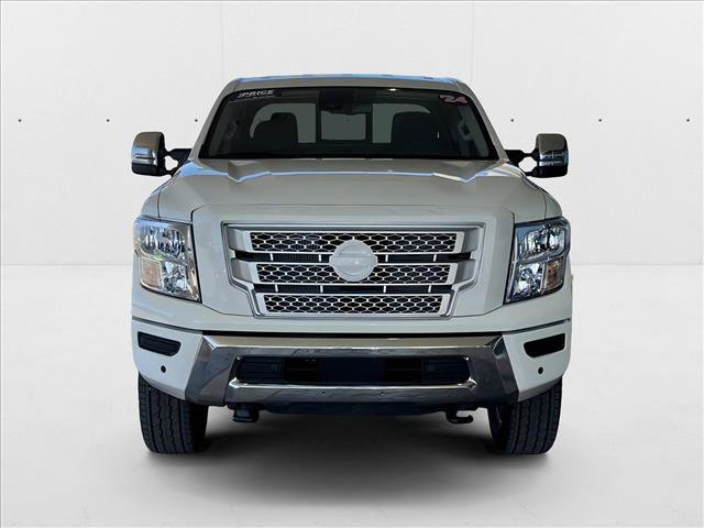 Used 2024 Nissan Titan SV w/ SV Convenience Package image 7
