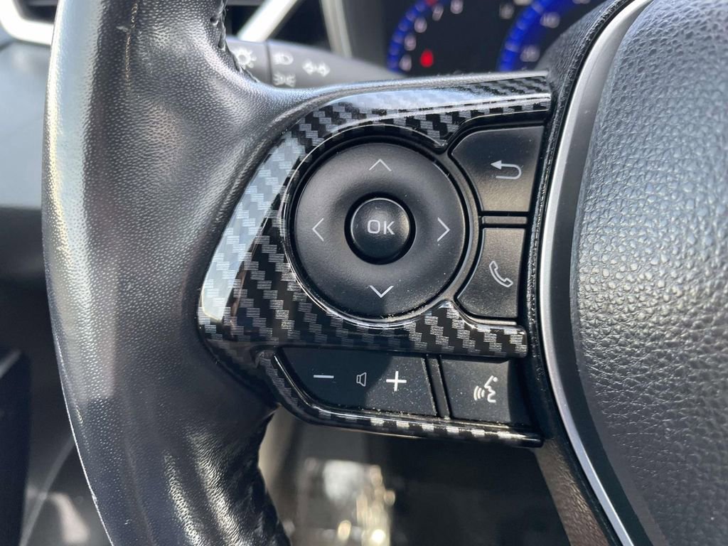 Used 2022 Toyota Corolla XSE image 32