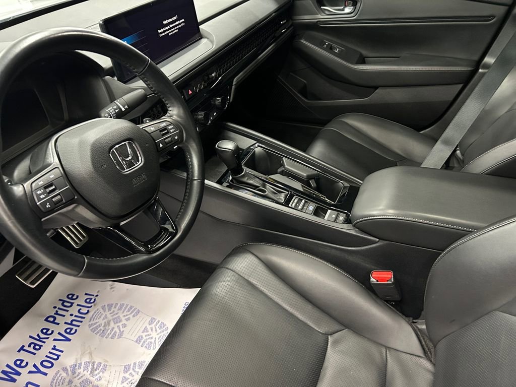 Used 2023 Honda Accord Sport image 30