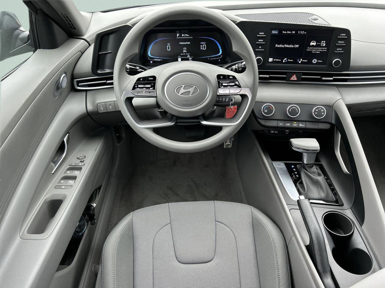 New 2026 Hyundai Elantra SEL Sport Premium FWD image 15