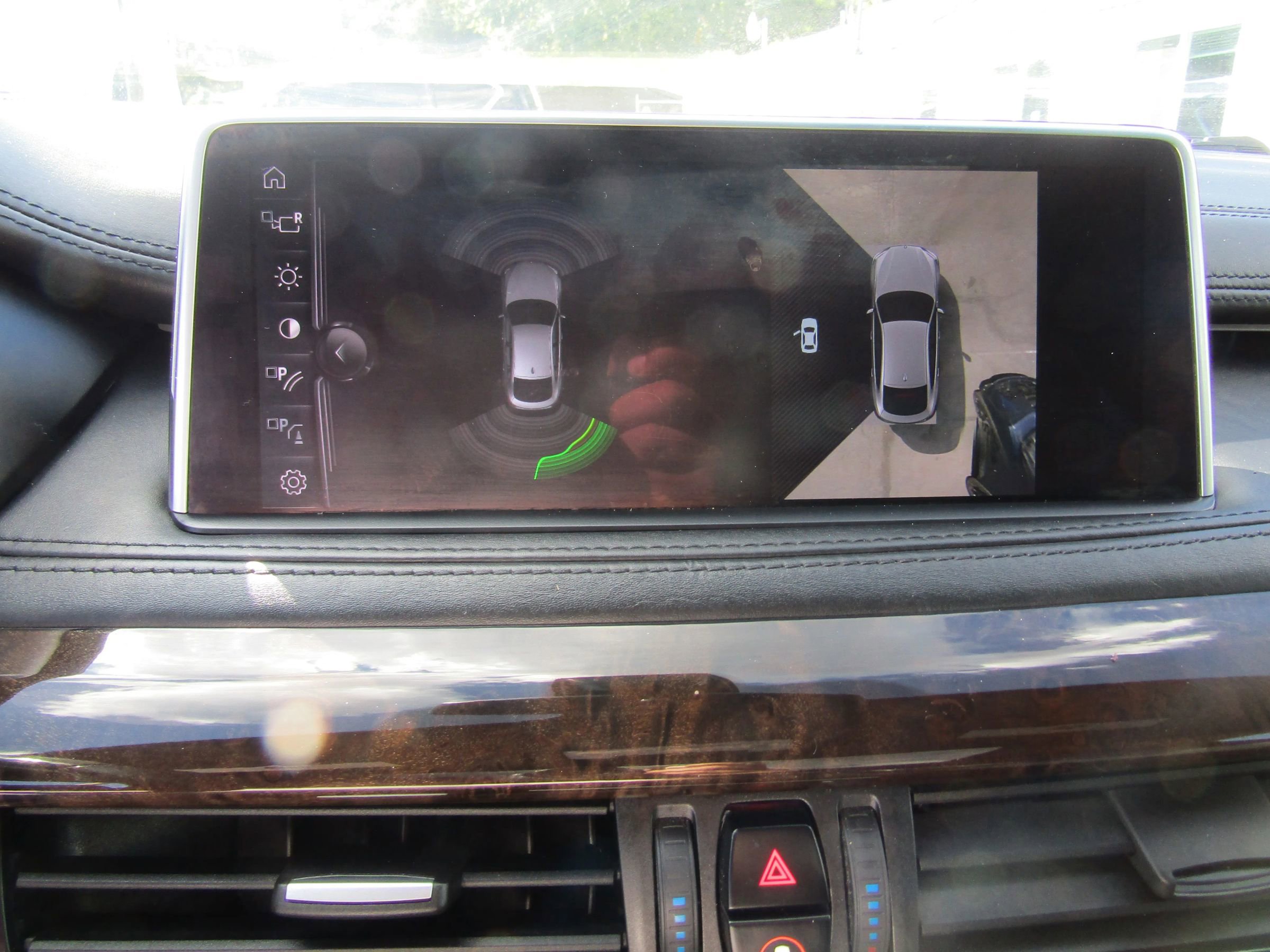 Used 2017 BMW X6 xDrive50i image 23