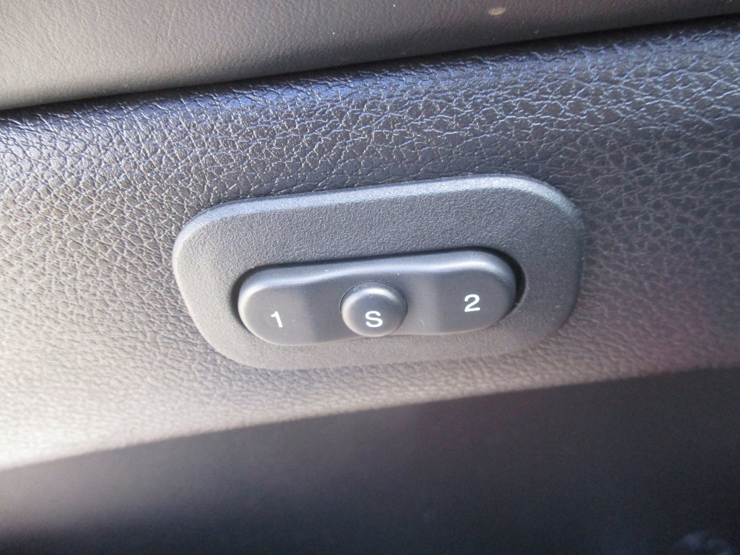 Used 2018 Jeep Grand Cherokee High Altitude AWD/4WD image 36