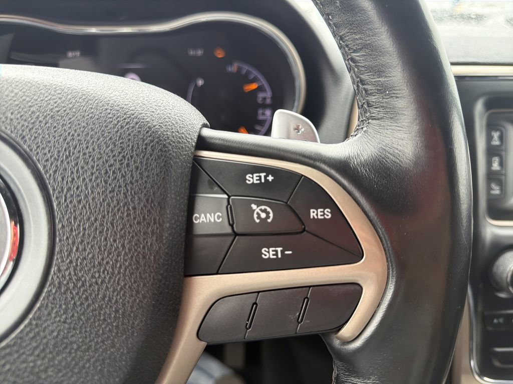 Used 2015 Jeep Grand Cherokee Limited image 28