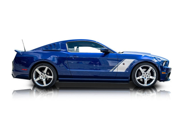 Used 2014 Ford Mustang GT Premium w/ GT Track Package RWD image 2