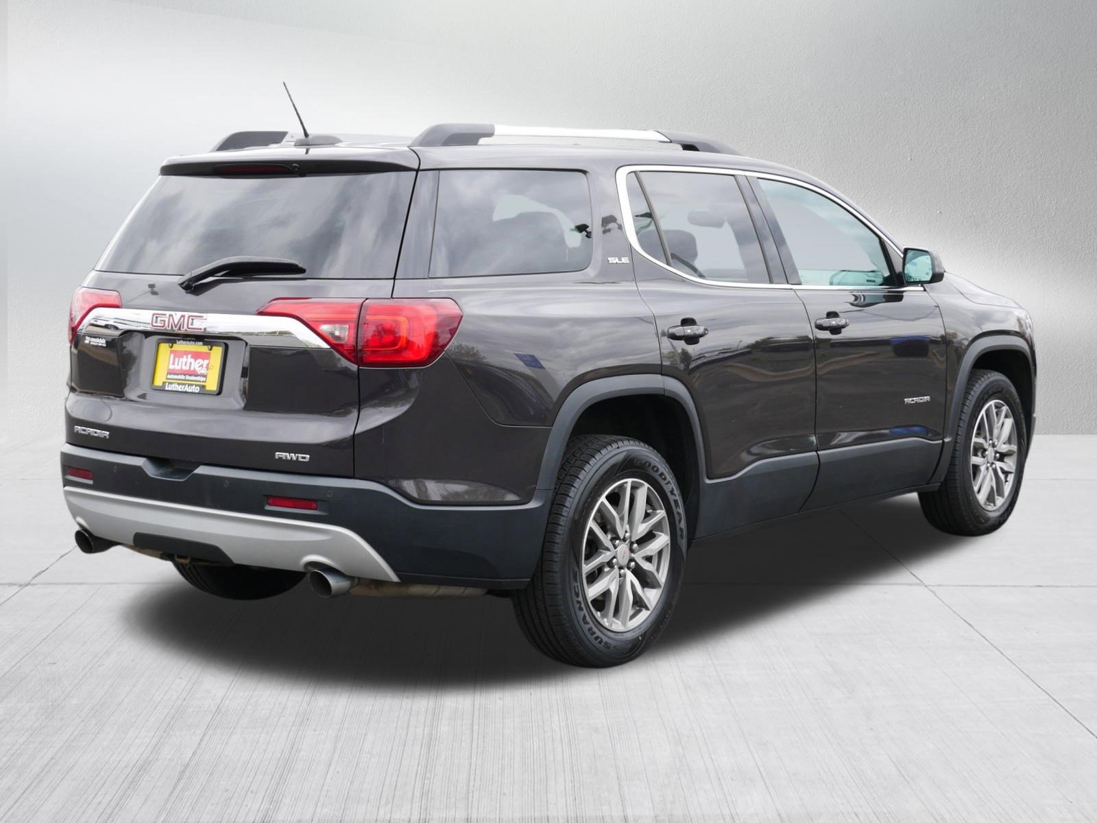 Used 2017 GMC Acadia SLE w/ Driver Alert Package I AWD/4WD image 7