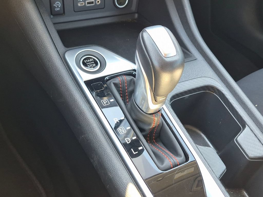 Certified 2025 Nissan Sentra SR FWD image 24