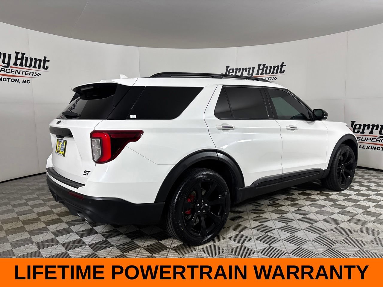 Used 2022 Ford Explorer ST w/ Equipment Group 401A AWD/4WD image 6