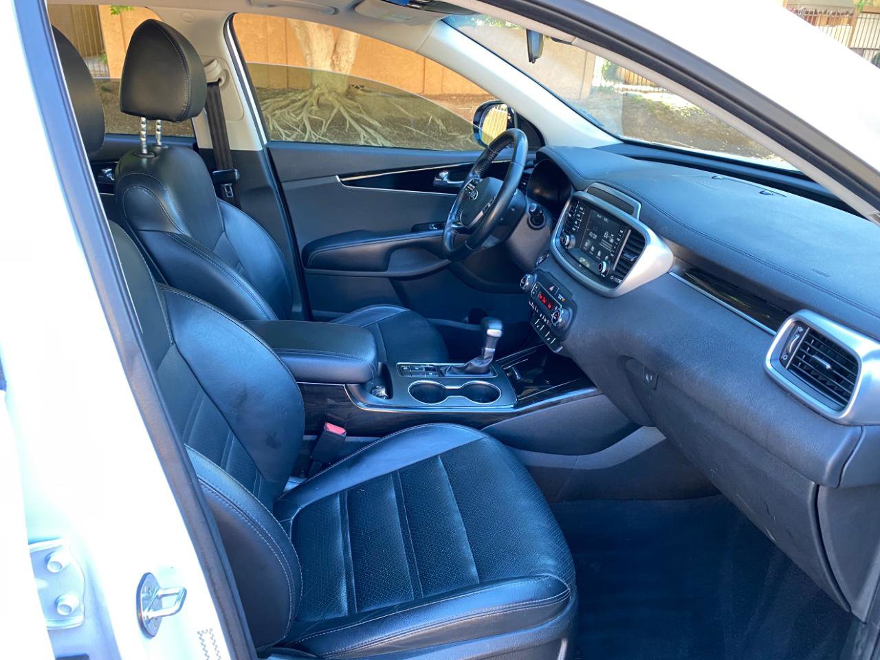 Used 2020 Kia Sorento EX FWD image 58