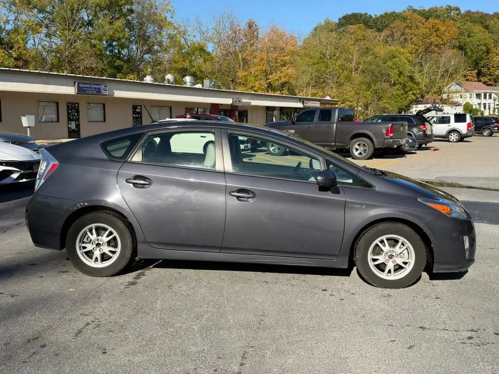 Used 2010 Toyota Prius Five FWD image 9