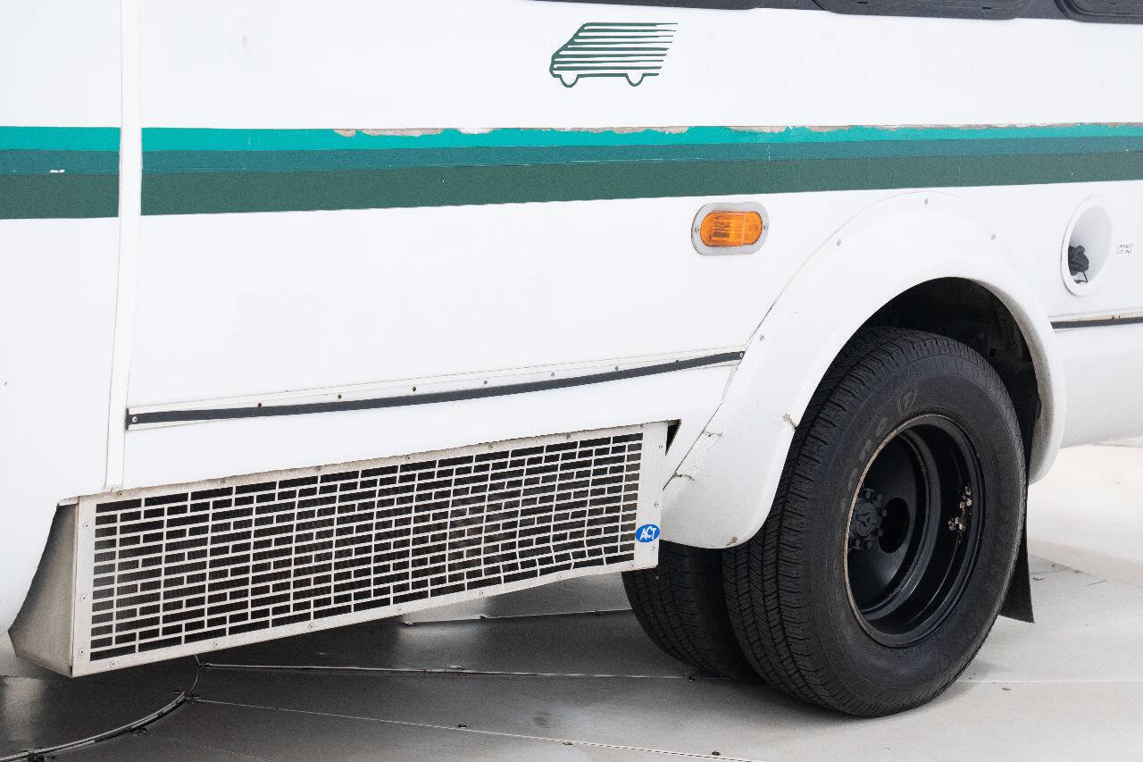 Used 2016 Ford E-350 and Econoline 350 Super Duty w/ Shuttle Bus Prep Package image 27