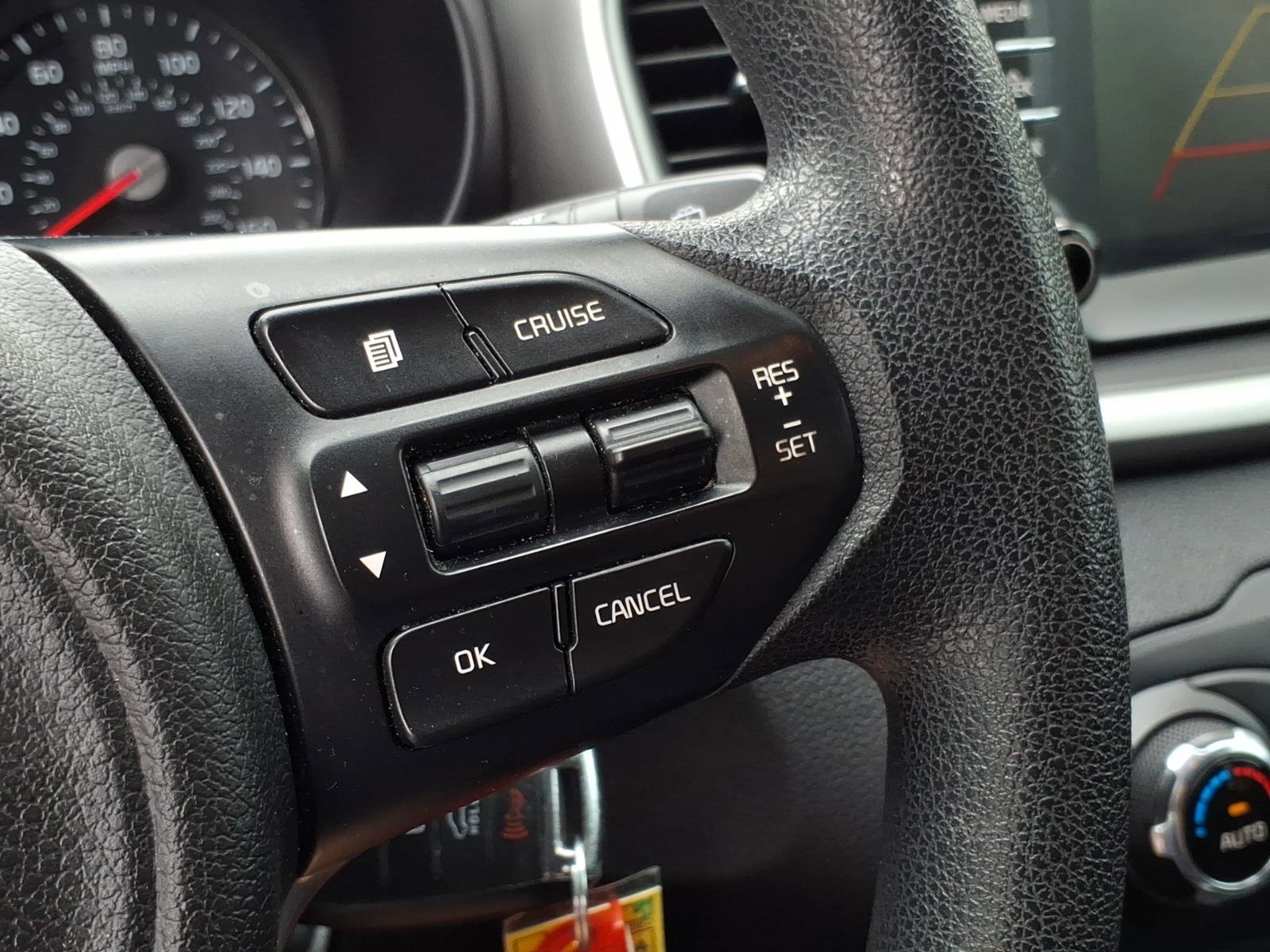 Used 2018 Kia Sorento LX image 23