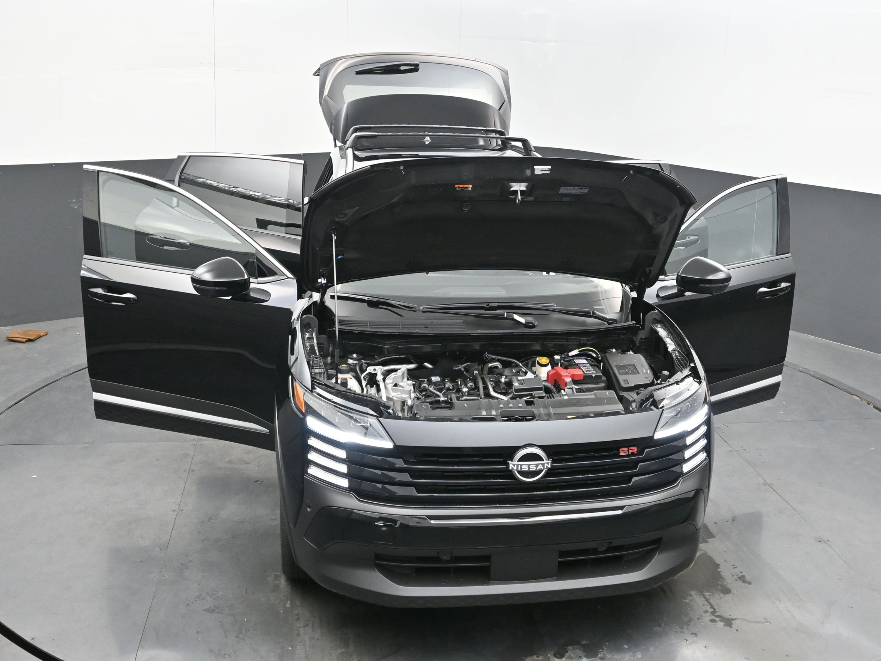 New 2026 Nissan Kicks SR w/ Cold Weather Package image 38