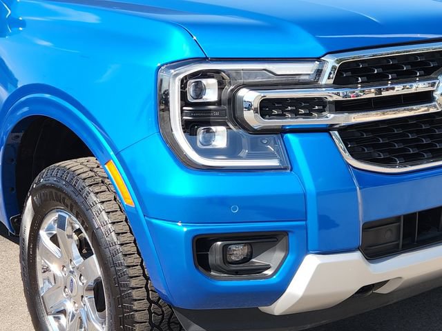 Used 2025 Ford Ranger Lariat w/ Chrome Accent Package AWD/4WD image 7