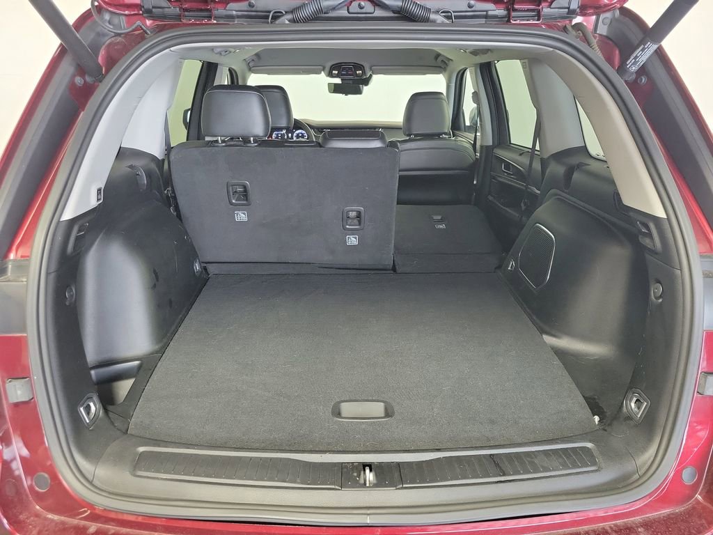 Used 2023 Jeep Grand Cherokee Limited w/ Luxury Tech Group II AWD/4WD image 28