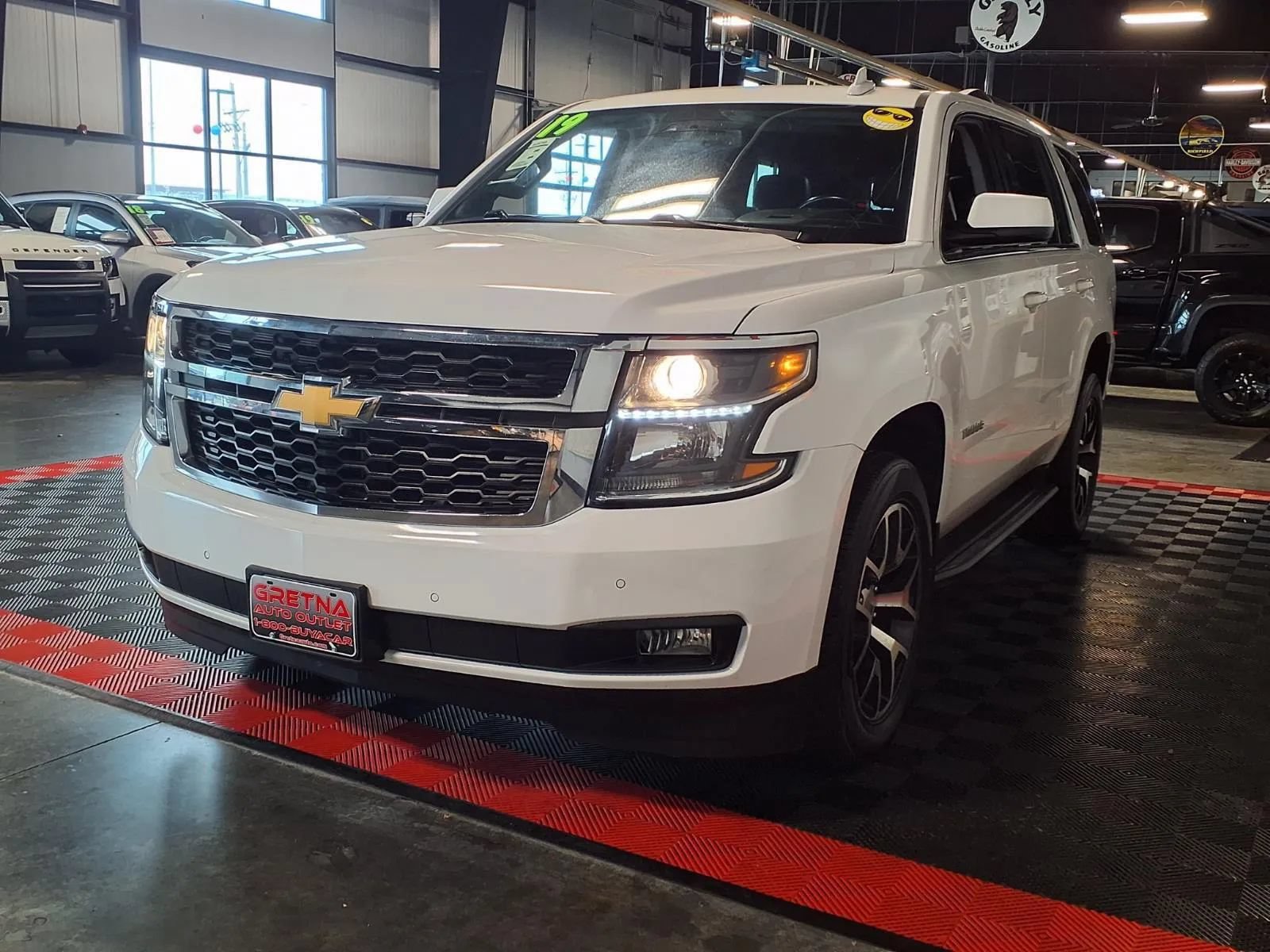 Used 2019 Chevrolet Tahoe LT AWD/4WD image 4
