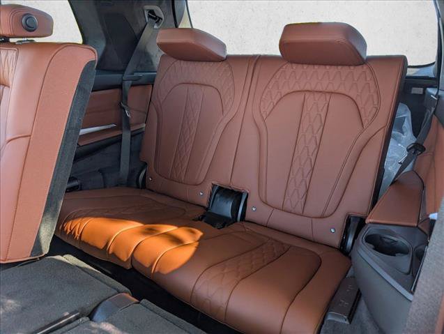 New 2027 BMW X7 M60i AWD/4WD image 21