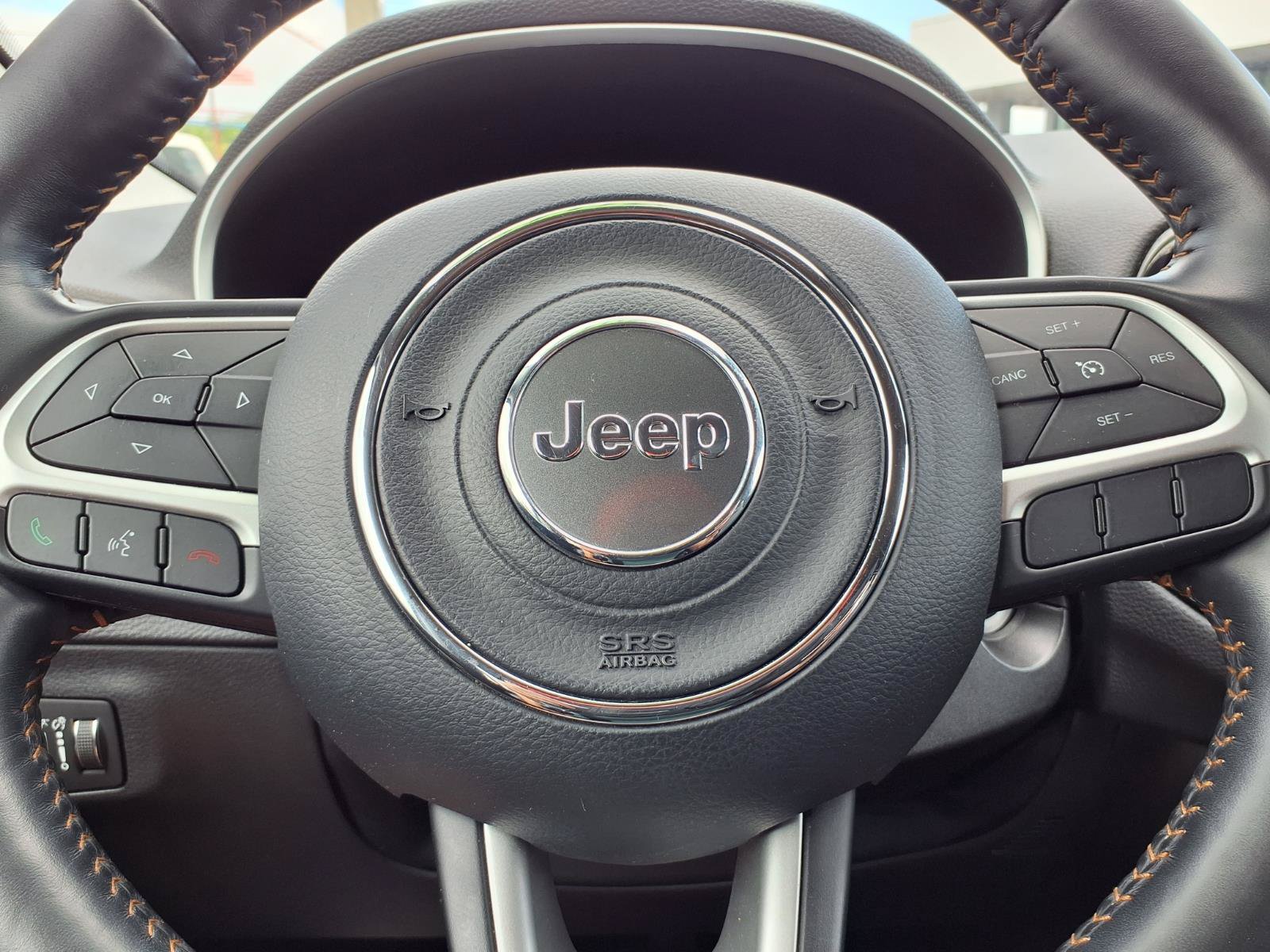 Used 2019 Jeep Compass Limited AWD/4WD image 14