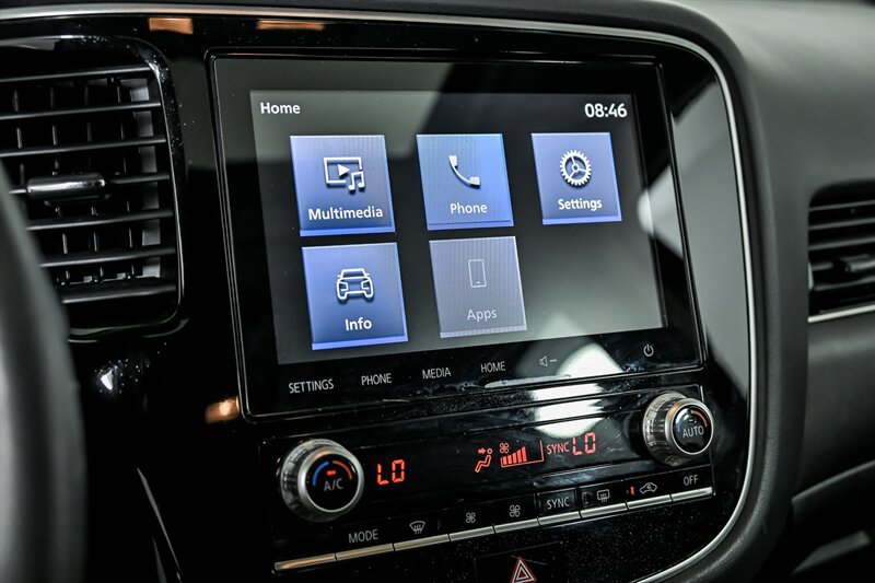 Used 2020 Mitsubishi Outlander SE FWD image 24