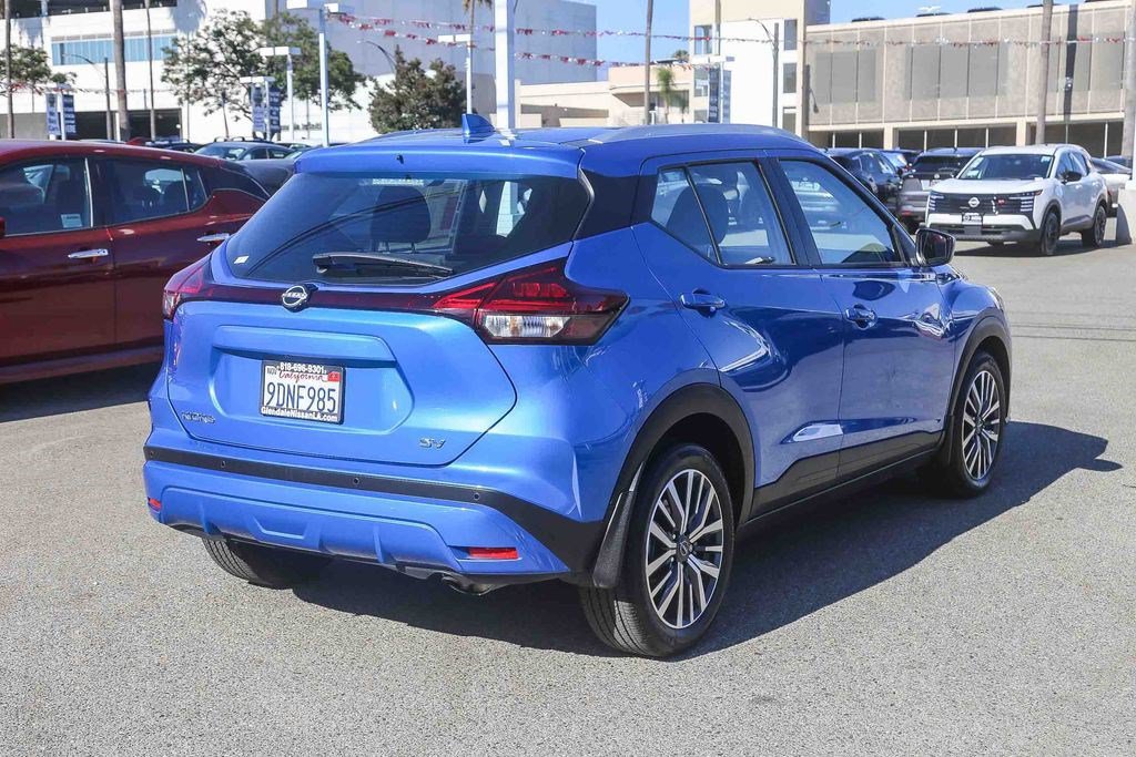 Used 2023 Nissan Kicks SV FWD image 8
