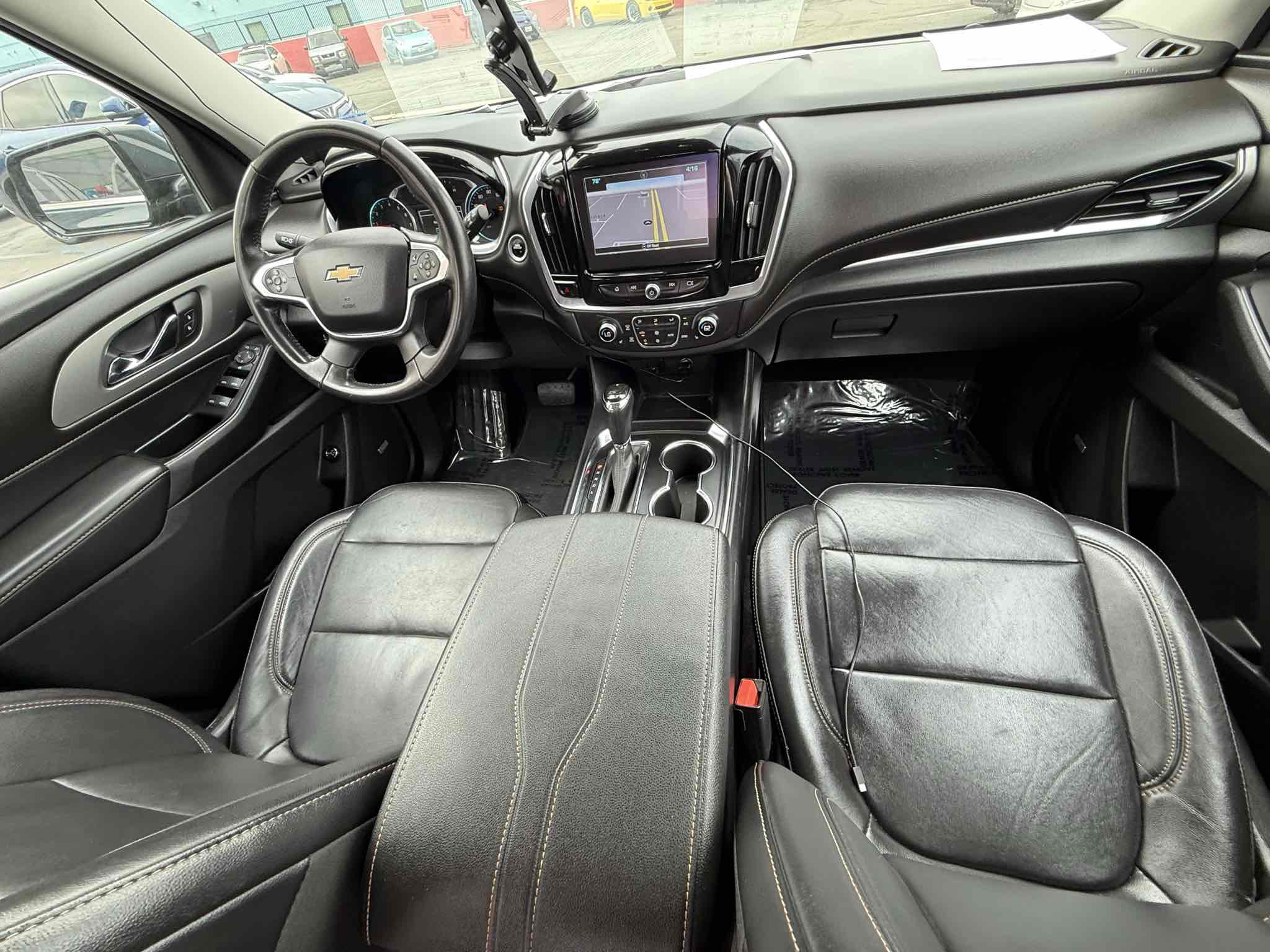 Used 2018 Chevrolet Traverse LT image 44
