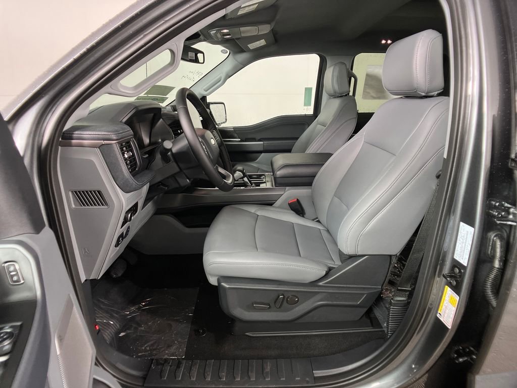 New 2025 Ford F150 Lightning Flash image 30