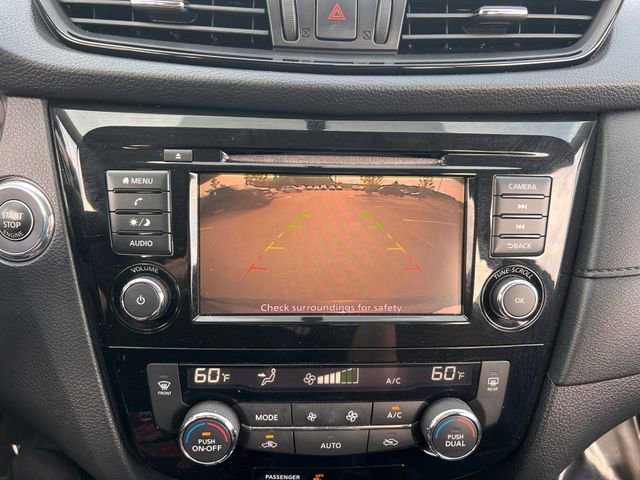 Used 2018 Nissan Rogue SV FWD image 23