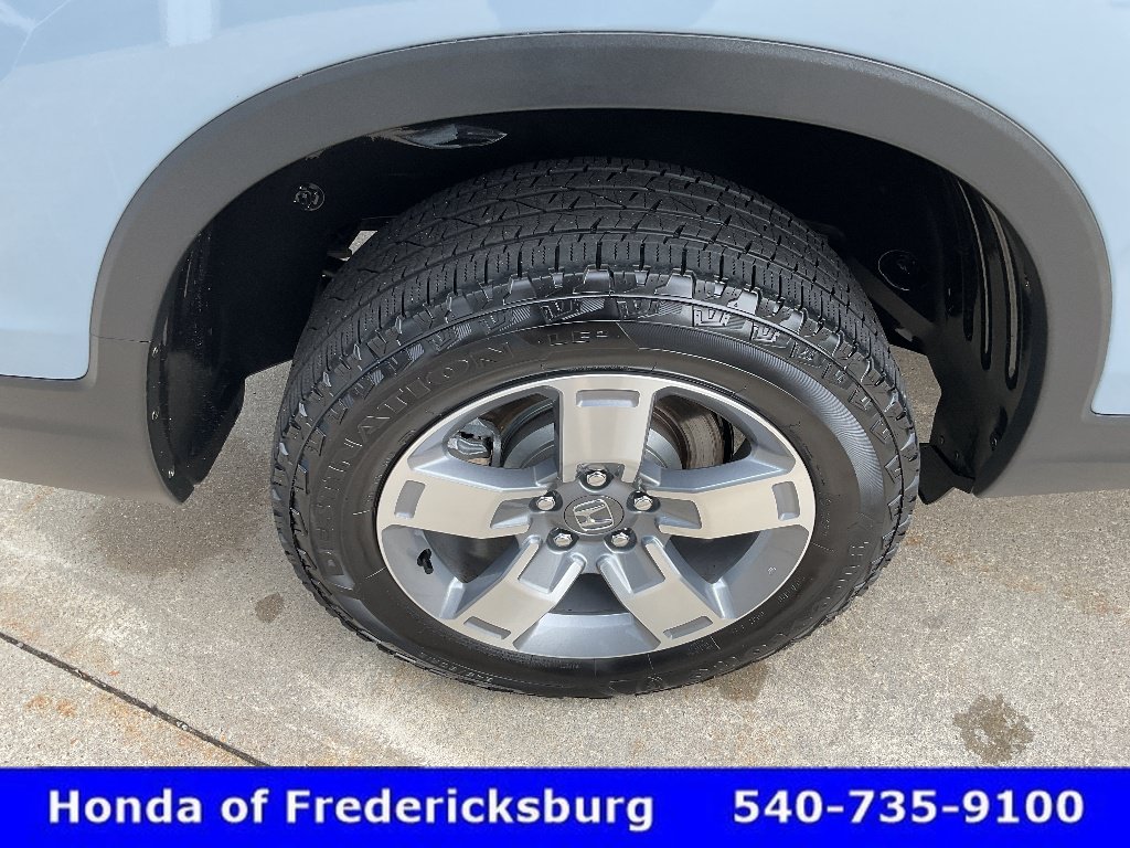 Certified 2025 Honda Ridgeline RTL image 12