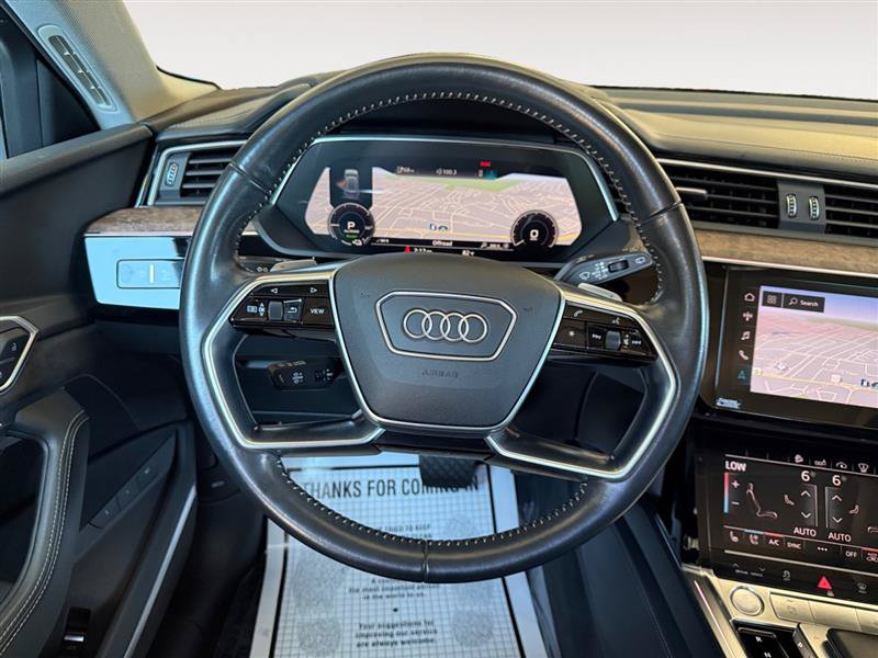Used 2019 Audi e-tron Prestige w/ Prestige Package AWD/4WD image 14