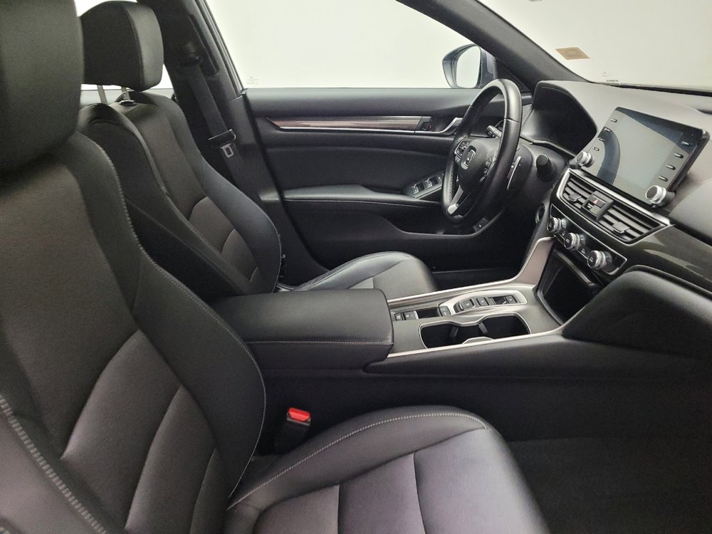 Used 2018 Honda Accord Sport image 21