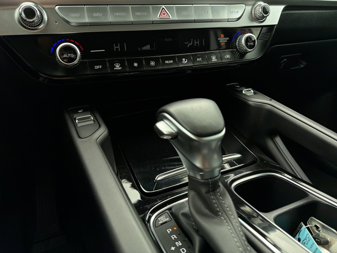 Used 2025 Kia Telluride S AWD/4WD image 20