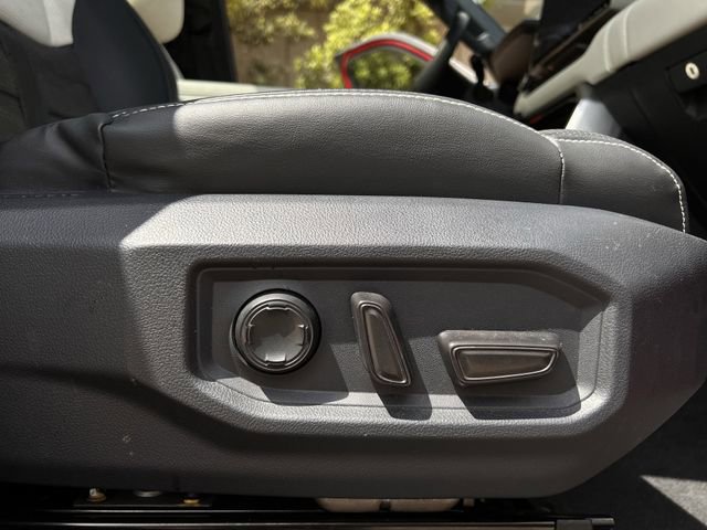 Used 2023 Toyota Tundra Capstone AWD/4WD image 33