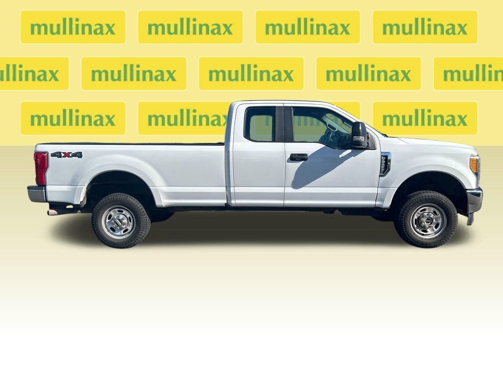 Used 2017 Ford F250 XL w/ Power Equipment Group AWD/4WD image 2