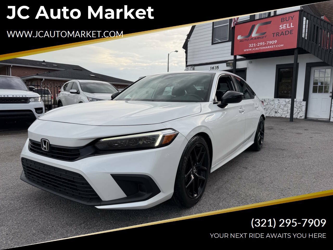 Used 2023 Honda Civic Sport image 1