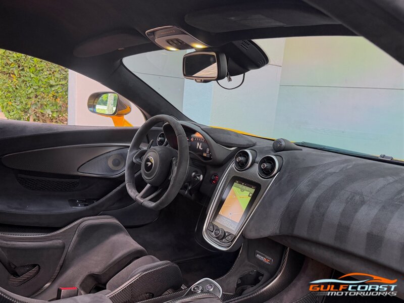 Used 2019 McLaren 600LT RWD image 33