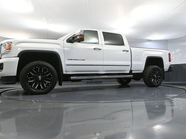 Used 2017 GMC Sierra 2500 Denali AWD/4WD image 56