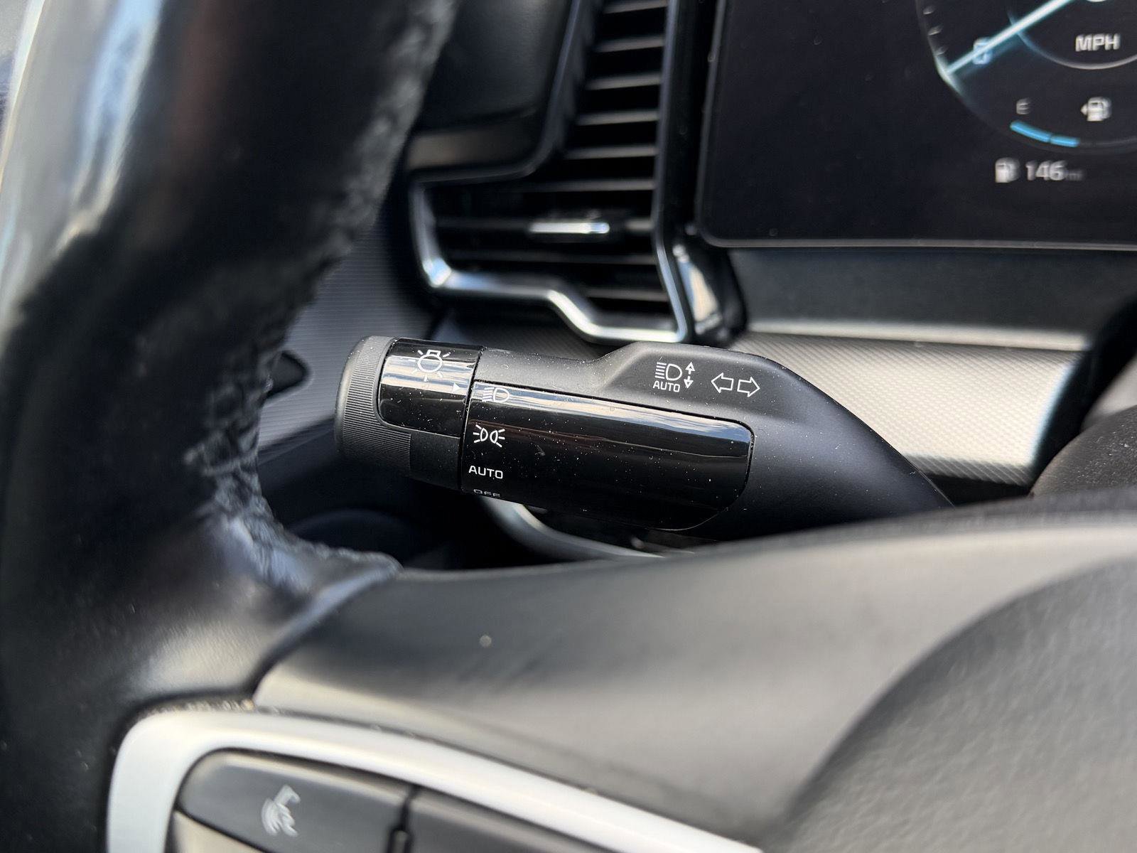 Used 2023 Kia Sportage SX image 29