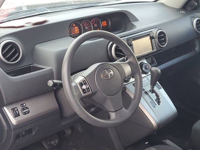 Used 2015 Scion xB image 16
