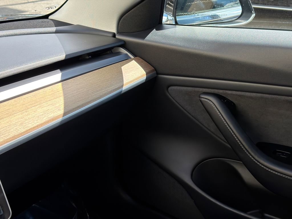 Used 2020 Tesla Model 3 Long Range image 29