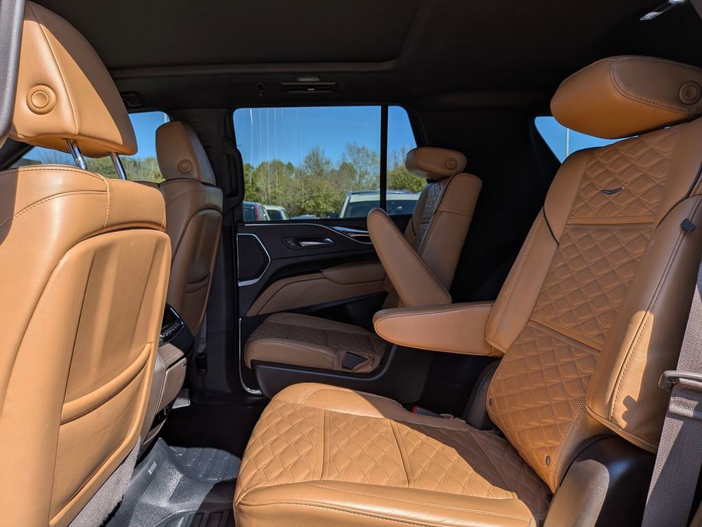 Used 2023 Cadillac Escalade Sport w/ Touring Package image 19