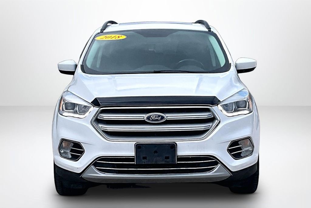 Used 2018 Ford Escape SEL w/ Canadian Touring Package image 2