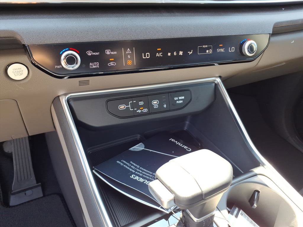 New 2026 Kia Carnival EX image 23