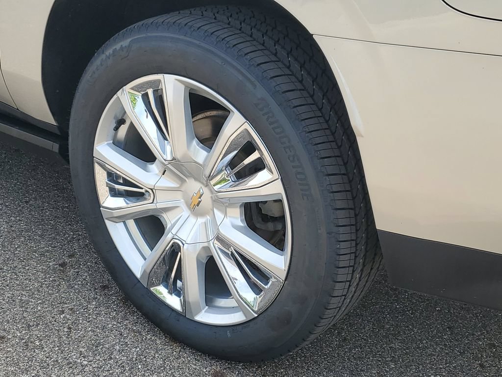 Certified 2021 Chevrolet Suburban High Country AWD/4WD image 37